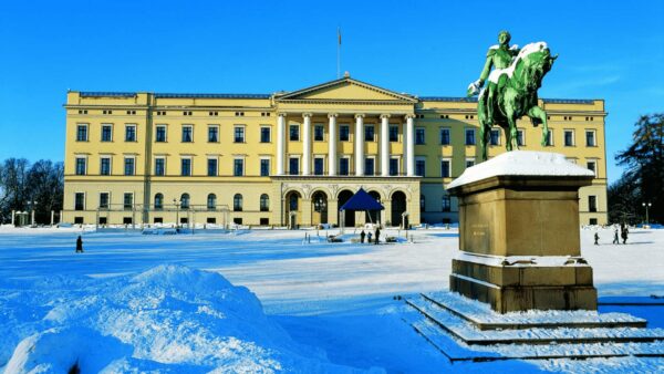 El Palacio Real de Oslo ©VisitOSLO / Terje Bakke Pettersen