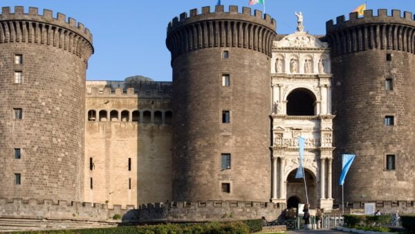 Castel Nuovo, Nápoles