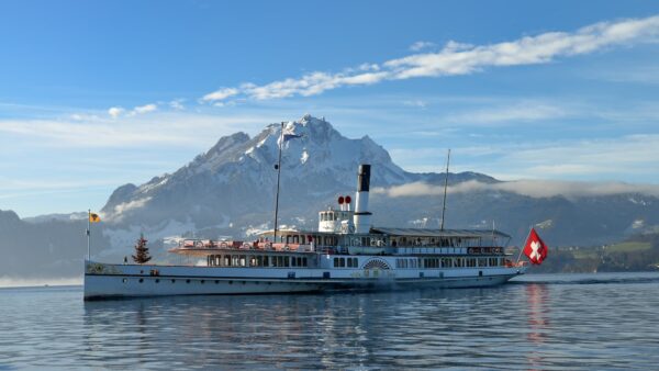 Barco de Rigi a Lucerna. Foto: SGV